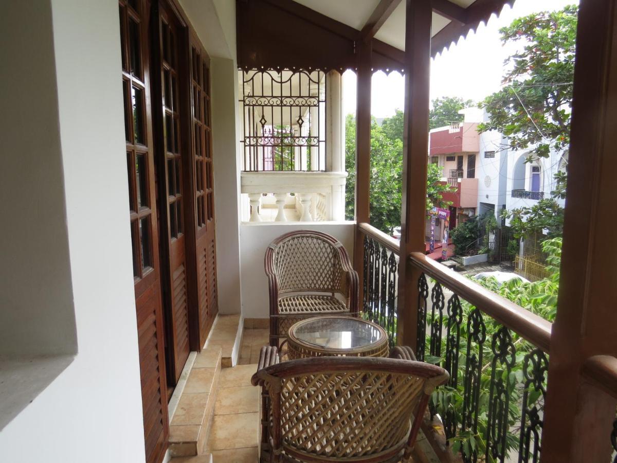 Maison Petite Singapore Пондичерри Экстерьер фото